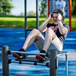 Kompan Outdoor-Fitnessgerät "Sit-Up Bank" -Sport Thieme Verkäufe 317 6405 3