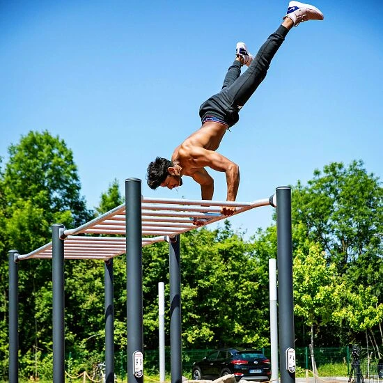 Kompan Outdoor-Fitnessgerät "Hangelstrecke" 5 Kompan Outdoor-Fitnessgerät "Hangelstrecke" – Bild 5