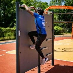 Kompan Outdoor-Fitnessgerät "Hinderniswand Mit Kletternetz" 13 Kompan Outdoor-Fitnessgerät "Hinderniswand Mit Kletternetz" -Sport Thieme Verkäufe 317 8209 3