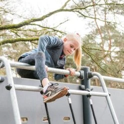 Kompan Outdoor-Fitnessgerät "Hinderniswand Mit Kletternetz" 19 Kompan Outdoor-Fitnessgerät "Hinderniswand Mit Kletternetz" -Sport Thieme Verkäufe 317 8209 9